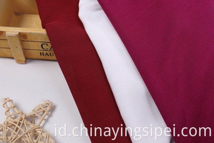 Desain Populer Soft Plain Dyed Woven Dicetak 100%Rayon Voile Fabric Rolls